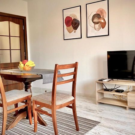 Cozy & Modern 1Br Apart For 4 Guests Next To Medical University & Free Parking スタラ・ザゴラ エクステリア 写真
