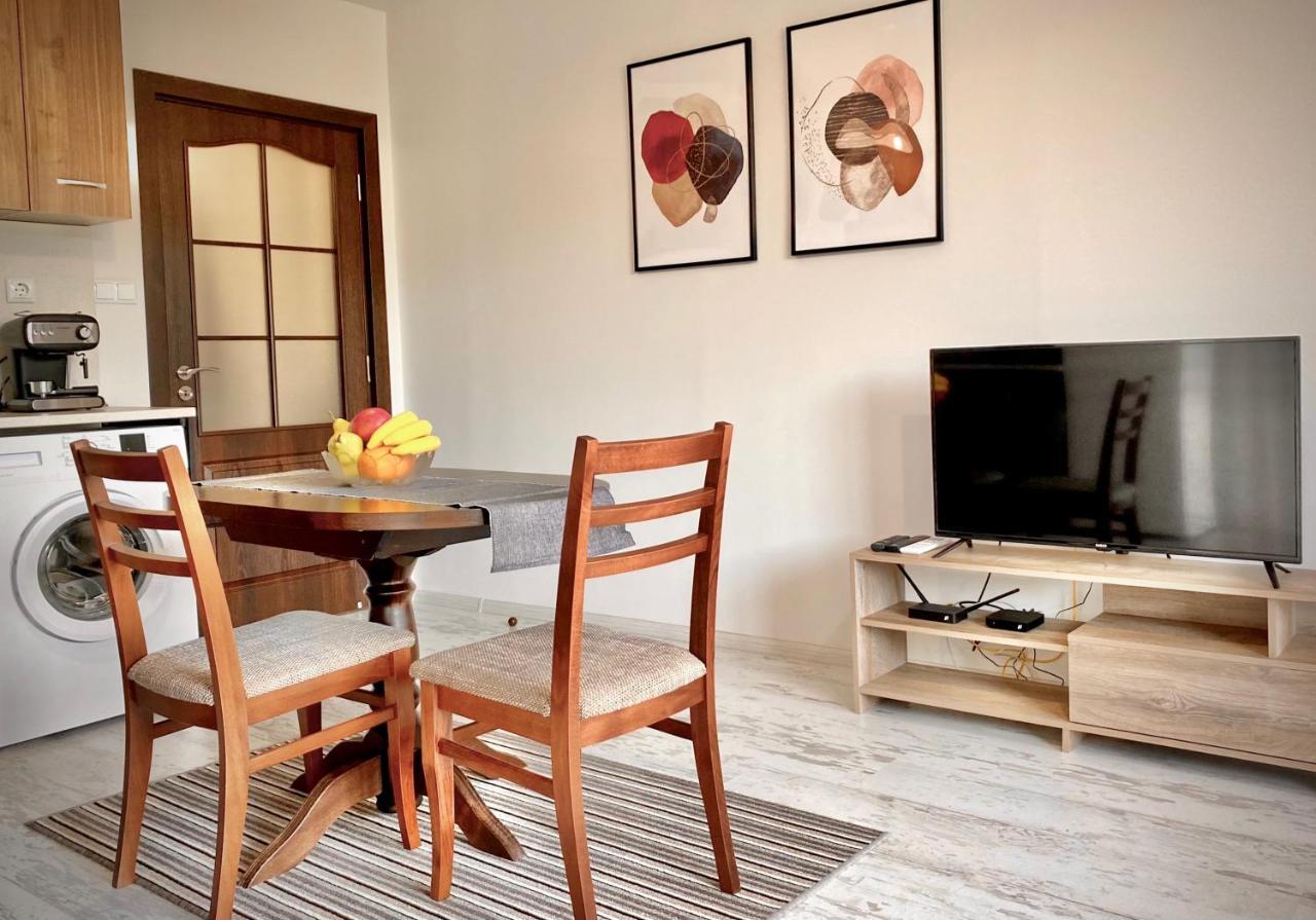 Cozy & Modern 1Br Apart For 4 Guests Next To Medical University & Free Parking スタラ・ザゴラ エクステリア 写真