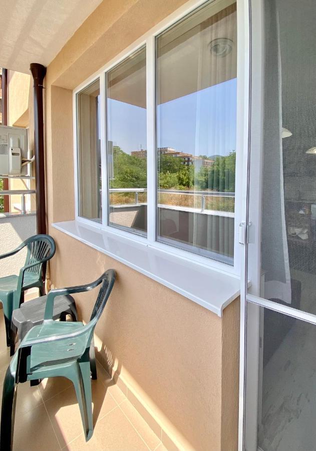 Cozy & Modern 1Br Apart For 4 Guests Next To Medical University & Free Parking スタラ・ザゴラ エクステリア 写真