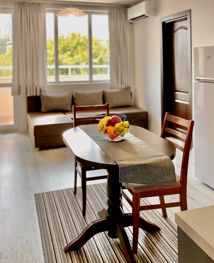 Cozy & Modern 1Br Apart For 4 Guests Next To Medical University & Free Parking スタラ・ザゴラ エクステリア 写真